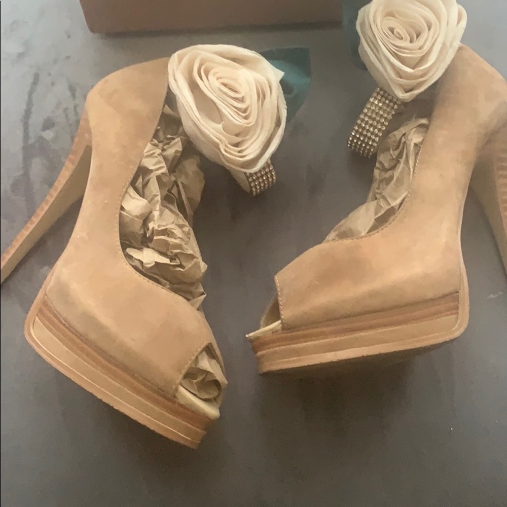Suede peep toe 4 inch heel